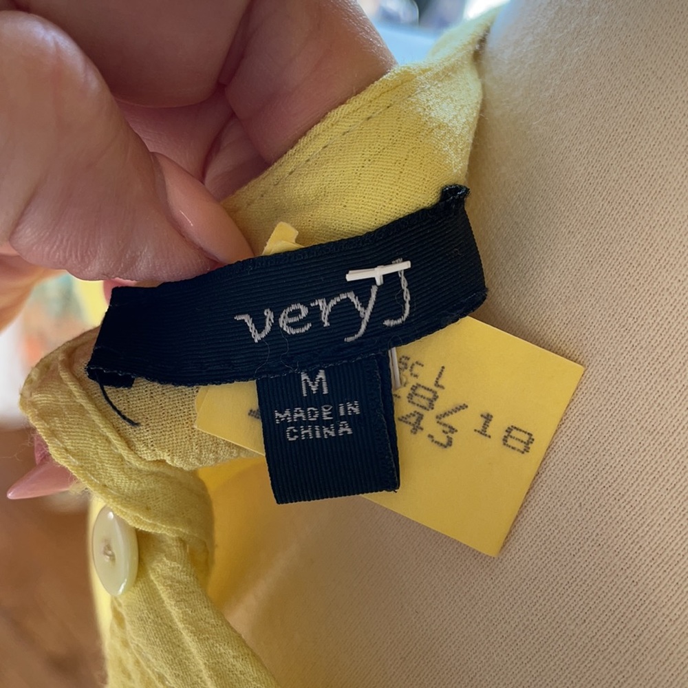 Lemon Chiffon Cold Shoulder Blouse! - image 7